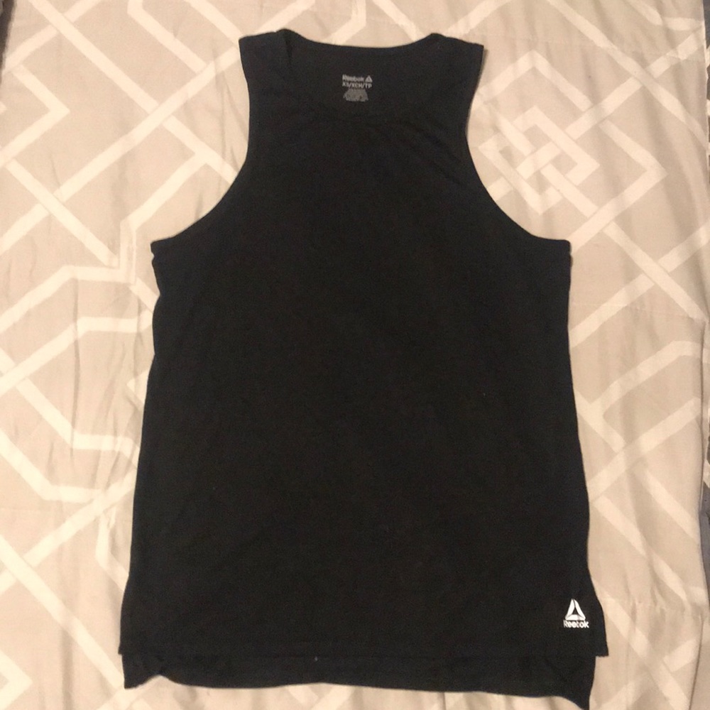 Reebok black exercise t-shirt